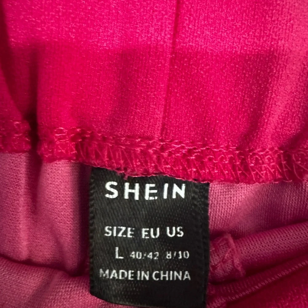 SHEIN Hot Pink Skort – Size L